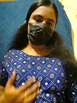 mini-queen online show from June 14, 4:07 pm