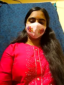 mini-queen online show from February 13, 6:31 pm