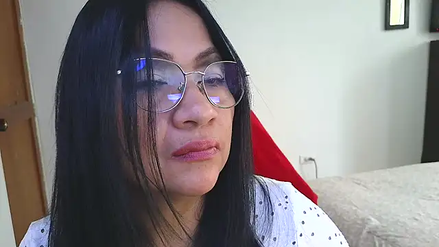 LissafeetHott online show from April 17, 1:57 pm