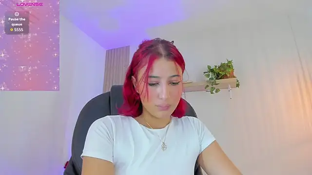 Cristalfoxy  online show from January 12, 7:52 pm