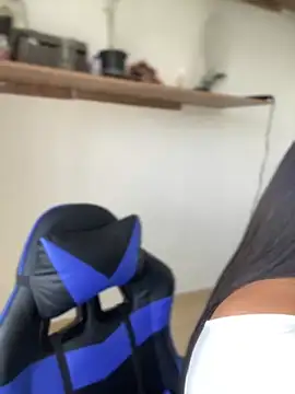 Elahia  marquez online show from September 19, 6:29 pm