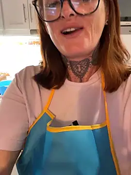 IrishmilfAnna online show from October 8, 3:38 pm