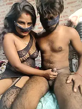 sexy-couple77 online show from November 2, 9:18 pm