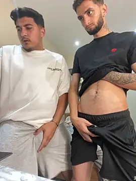 mixedcouplee69 online show from September 13, 9:01 pm