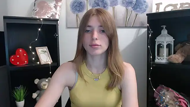 JuiceLips   online show from October 8, 2:54 pm