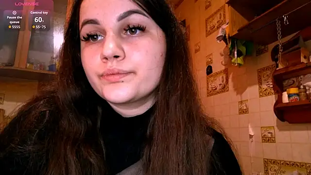 DierdreCousineau online show from November 29, 11:14 am