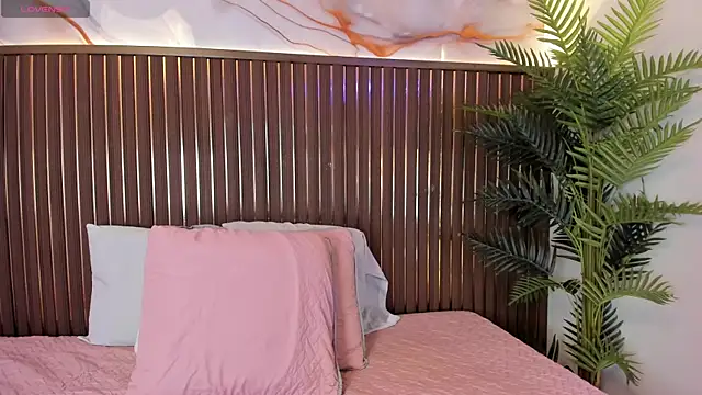 Roxie-NS online show from March 31, 12:16 pm