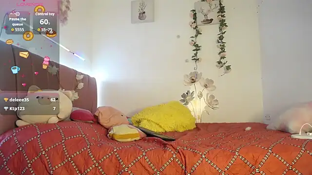 Liahdiaz  online show from February 24, 3:32 pm