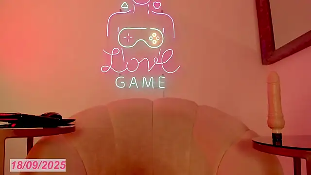 Isabella Haddad online show from September 19, 12:37 pm