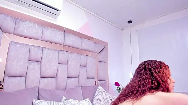 megannherrera online show from February 19, 7:46 pm