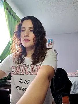 lindasyt online show from October 6, 3:18 pm