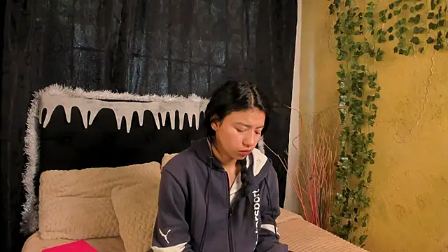 Tiffany Nm online show from December 15, 2:55 pm