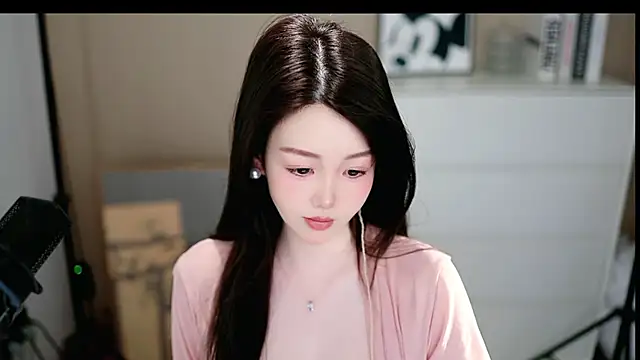 abbyli12 online show from March 16, 4:11 pm