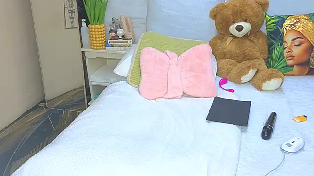 CaramelNatashaxx online show from March 12, 4:31 pm