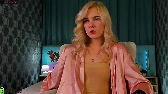 Aurora Bennet online show from September 15, 12:08 am