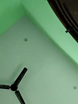 AnanyaKapoor89 online show from November 29, 8:40 am