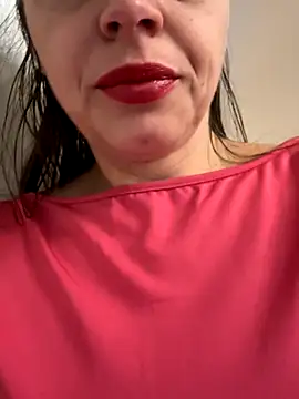 ladywithbigass online show from October 13, 4:59 am