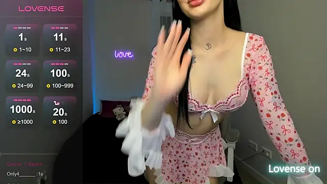 SelinaStorm online show from April 10, 11:00 pm