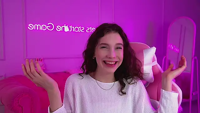 VeronicaVances online show from October 2, 6:35 pm