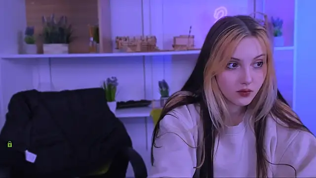 aria moo online show from September 16, 7:22 pm