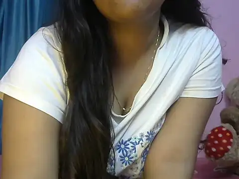 Queenxxx98 online show from November 29, 7:51 pm