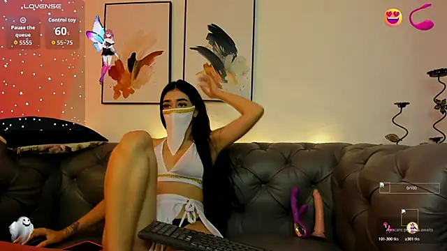 Zahra milks online show from October 31, 2:32 pm