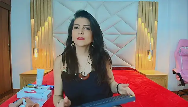 allie pearl online show from October 17, 12:52 pm