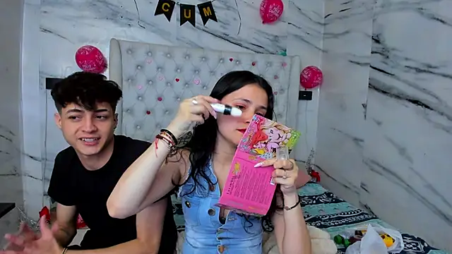 Ari and Storm online show from April 16, 2:06 pm