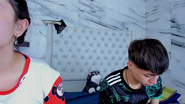 Ari and Storm online show from January 15, 5:19 pm