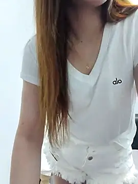 susu baby online show from March 28, 3:44 pm