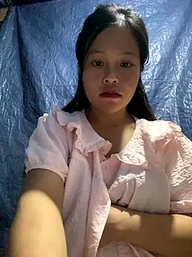 O o UwU o O online show from December 19, 8:17 am