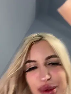 Steffi Snowbunny online show from January 11, 10:15 pm