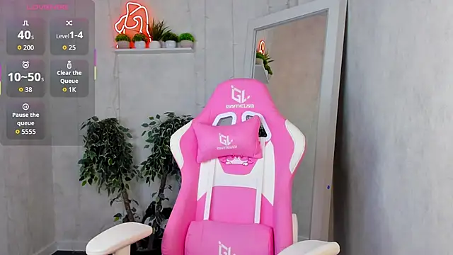 Lynn Martin online show from November 18, 1:17 am