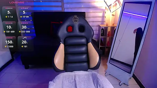  Mia Evans 1 online show from September 30, 8:03 pm