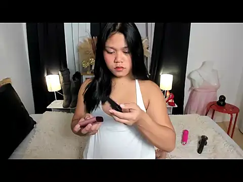 SpicyAlyssa69 online show from January 18, 11:23 pm
