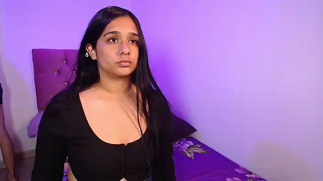 mae nathan  online show from January 13, 10:14 pm