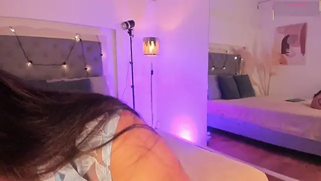 Vale Lux online show from November 5, 3:34 am