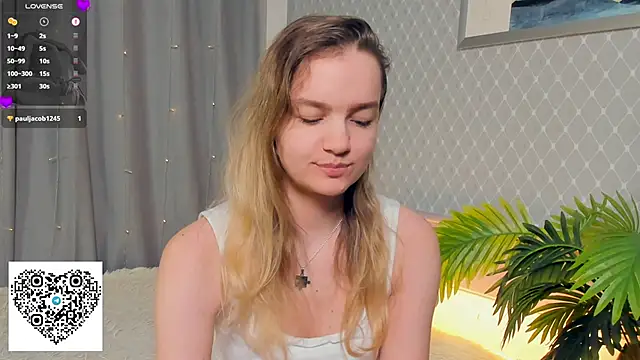 KerenFurguson online show from November 9, 7:54 pm