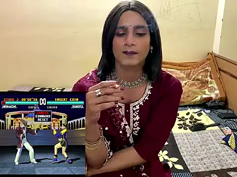 LuvLayla online show from December 21, 9:52 pm