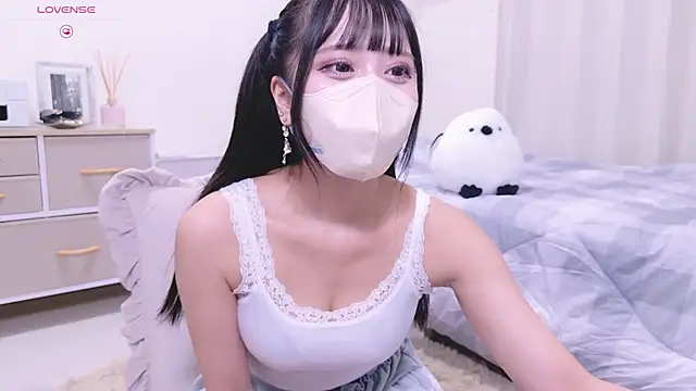 YURi luv online show from September 21, 11:31 am