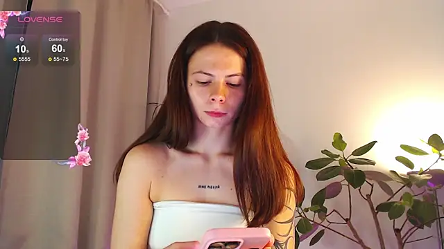 ChloeSummers online show from November 13, 3:55 pm