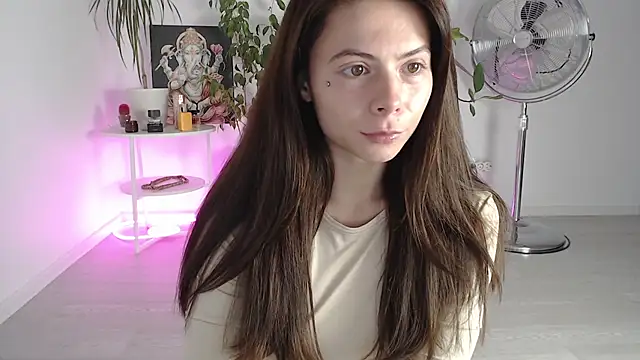 ChloeSummers online show from September 26, 10:35 am