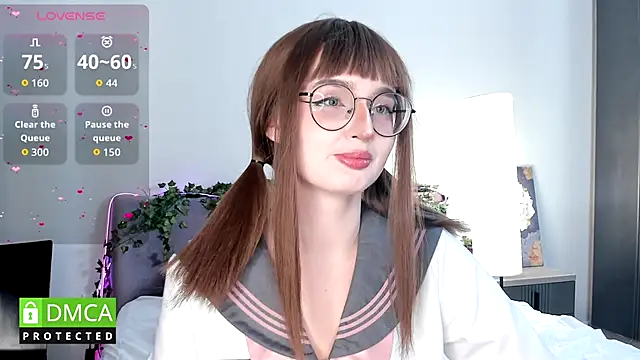 KyotoGlow online show from October 2, 8:30 am