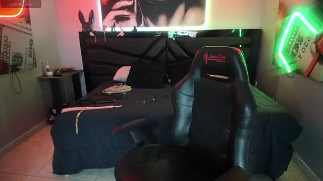 Sara Bdsm  online show from December 15, 1:16 pm