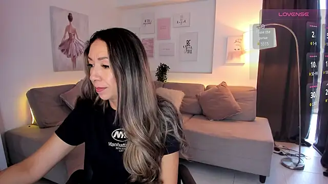 Laly dolce online show from September 10, 8:31 pm