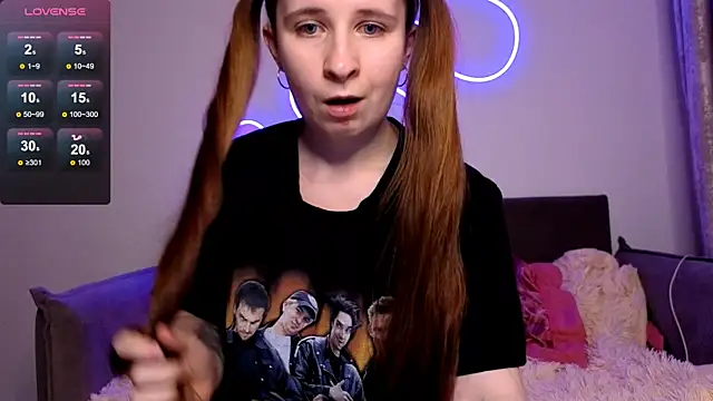  Linett  online show from November 17, 10:21 pm