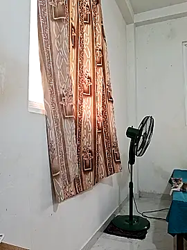 BeautyGirl sara online show from April 22, 12:35 pm