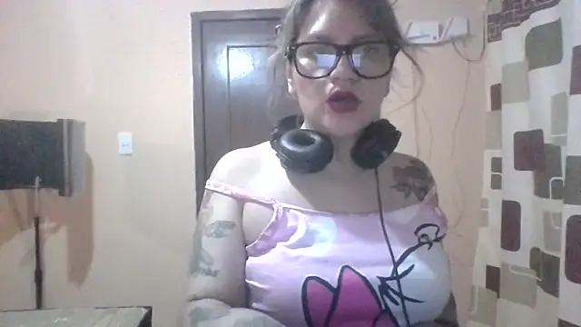 Isisflame online show from November 13, 3:16 am