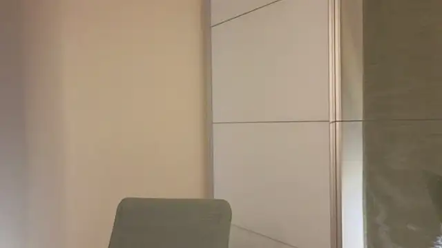 slyshypie online show from November 29, 1:26 pm