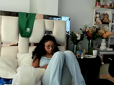 sexycalipso online show from March 31, 8:20 pm
